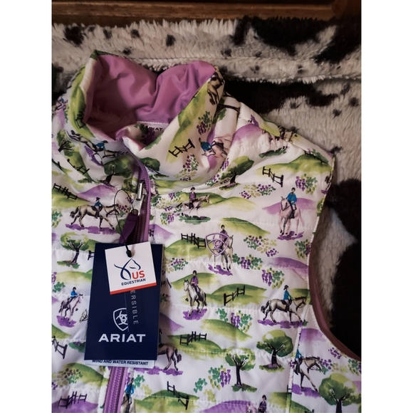 Ariat Other - *NWT* "ARIAT" YOUTH PUFFER VEST - MULTI